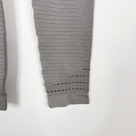 Gymshark Womens Small S Energy+ Seamless Leggings Smokey Grey Perforated Workout - Picture 5 of 9